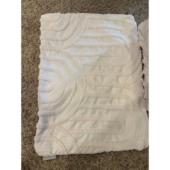 Aeropostle TWIN XL comforter and sham white/cream rainbow - Picture 6 of 6